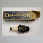 Preview: Zündkerze von CHAMPION (GB), 40er Jahre, TOP Zustand, schöne Kerze und Karton, Typ "7"