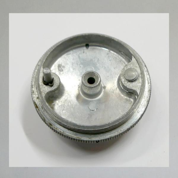 SKD---Amal Grosser Schwimmerkammer-Deckel, metrisches Gewinde, Zulauf von unten---Original NEU---