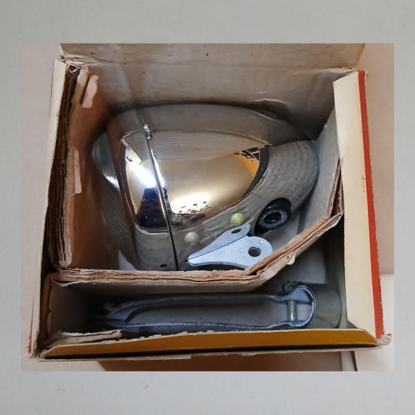 Preview: Scheinwerfer Bosch im originalen Karton OVP, vorbereitet für VDO Tacho