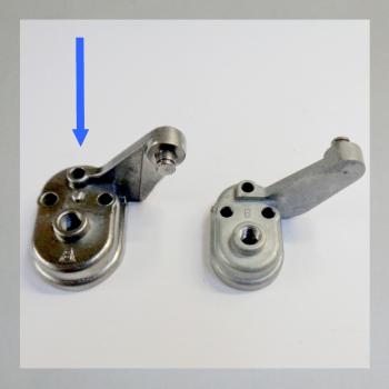 (20-028) Deckelplatte (Zugdeckel) für Mofa, Moped mit Bing Vergaser. Mit Hebelaufnahme für den Luftschieber (Choke)---Ausführung "gross"