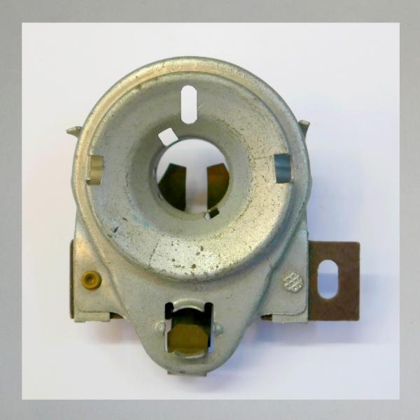 Lampeneinsatz, Birnenhalter, Leuchtmittelaufnahme, Kragendurchmesser 40mm, Bosch---Originales Neuteil---für BA15D Lampen (Kleine Scheinwerfer)