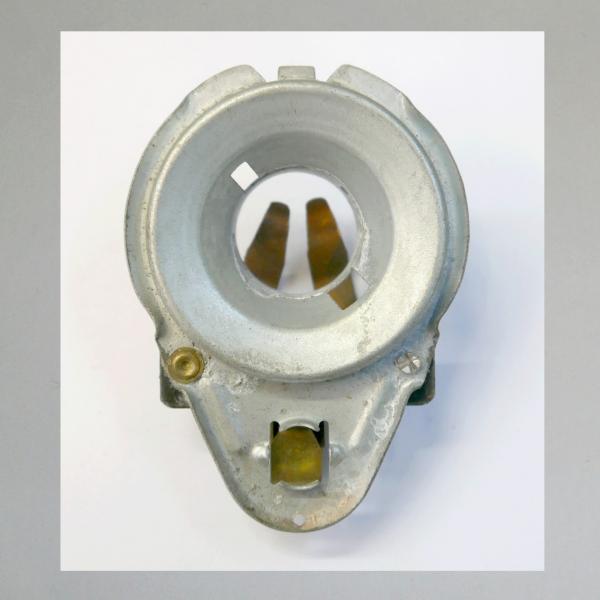 Lampeneinsatz, Birnenhalter, Leuchtmittelaufnahme, Kragendurchmesser 45mm, Hella---Originales Neuteil---