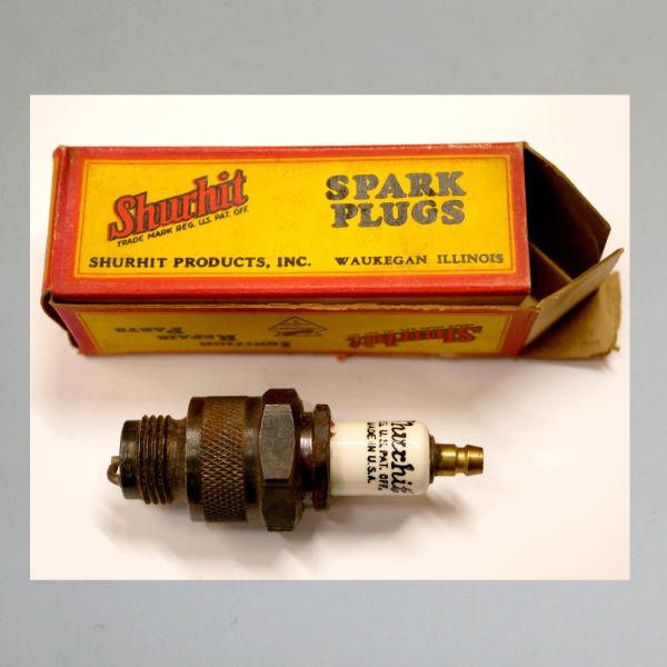 Zündkerze von SHURHIT (USA), 20er/ 30er Jahre, schöne Kerze und Karton, mit Rost/ Fehlern, Typ "SP-10"---Q1---