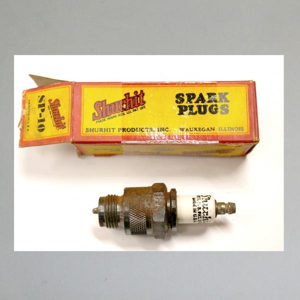 Zündkerze von SHURHIT (USA), 20er/ 30er Jahre, schöne Kerze und Karton, mit Rost/ Fehlern, Typ "SP-10"---Q3---