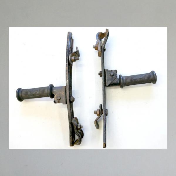 1 Satz Sozius Fussrasten mit Haltern für 30er-50er Jahre Fahrzeuge "GEVOV"