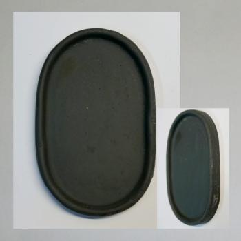 Rücklicht Gummiunterlage ovale Form, wurde unter anderem an DDR-Fahrzeugen verwendet (Balaco)