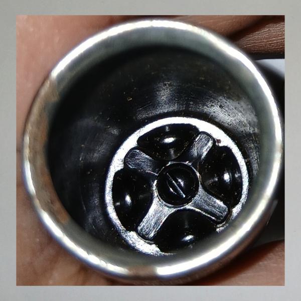 Preview: 1 Paar Griff Bakelite, Fabrikat "AHA", schwarz passend für 22er Lenker, gebraucht