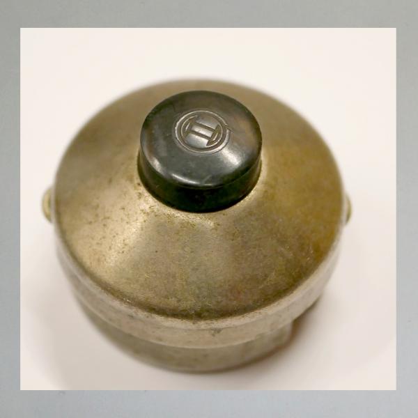 Hupenknopf von Bosch zum Aufschrauben auf Lenkerarmatur oder Armaturenbrett, 30er Jahre---Ori. Gebraucht---