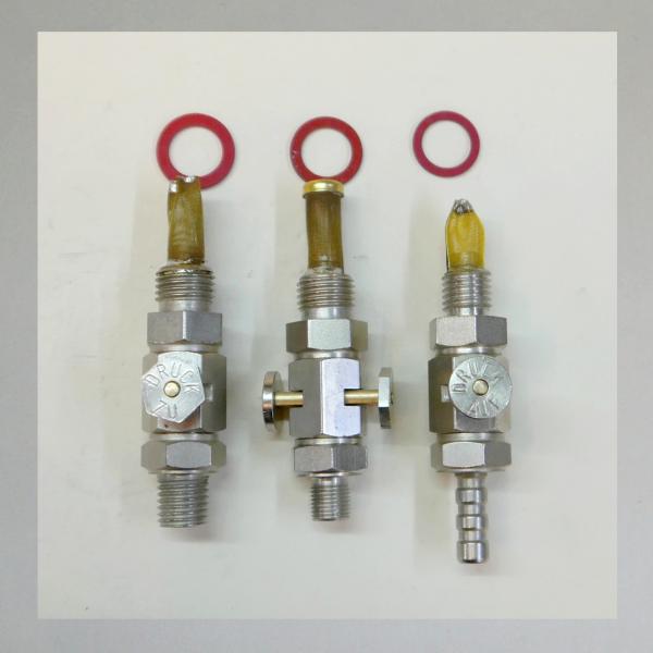 Schiebehahn/ Schiebe-Benzinhahn, 20er/30er Jahre, Gewinde Tankseitig: M14x1,5---