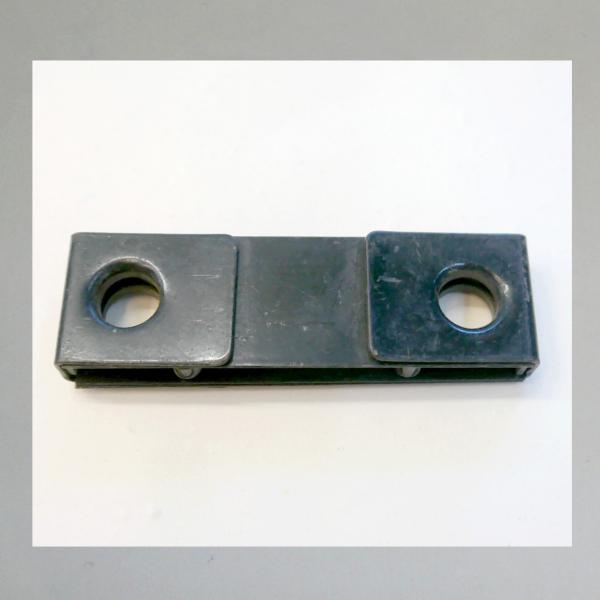 Hupenhalter/ Hornhalter/ Aufnahmeblech/ Vibrationsbleche für schwere Hupen, original Bosch---Orig. NEU---