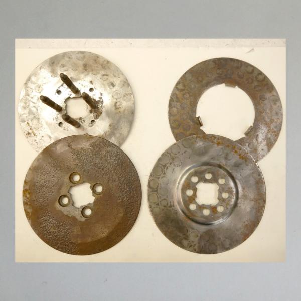 Preview: Sonderangebot/ Altmetall: DKW SB 500 Kupplungsteile in versch. Verfalls- und Erhaltungsstadien