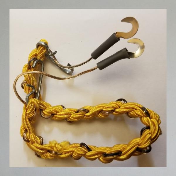 Stoffkabel gelb mit Ösen für Fahrradbeleuchtung und für Rockschutznetztösen, dehnbar !