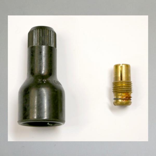 Zündkerzenstecker/ Kerzenstecker Beru 30er bis 50er Jahre, klein und gerade (!), für M14/ M18 Kerzen---Ori. Neu---