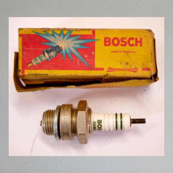 Zündkerze M225P11S---M18x1,5---Wärmewert 225---Fabrikat Bosch (Original alt, OVP, NOS) 60er Jahre
