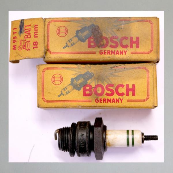 Zündkerze M95T1---M18x1,5---Wärmewert 95---Fabrikat Bosch, 30er/40er/frühe 50er Jahre (Original alt, OVP, NOS)