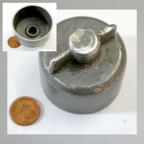 Schwimmerkammerdeckel/ Schwimmerkappe, hohe Ausführung für Pallas Vergaser für Mofa, Moped, Mokick, Hilfsmotor---Orig. Gebraucht---