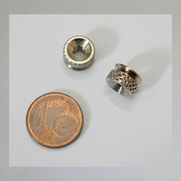 Rändelmutter/ Krönchen für Zündkerzenstecker/ Kerzenstecker Vorkriegsausführung---vernickelt---