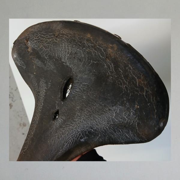 Preview: 1 Fahrradsattel Lepper Primus für Damen, stark gebraucht