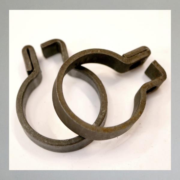 (59-045) Klemmring/ Schelle innen 33mm für Bing Vergaser mit 18, 20, 22mm Durchlass---Ausführung "B" ---Orig. Neuteil---Ausführung in schwarz---