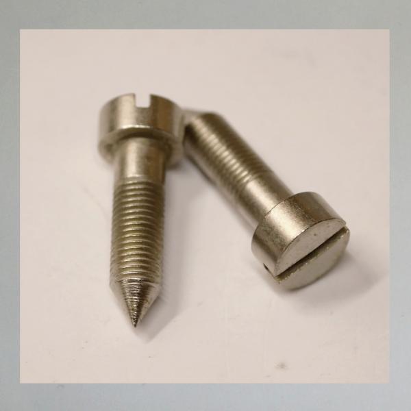 (50-623) Gasschieber-Anschlagschraube (Standgas) für Bing Vergaser für Sachs 100/3 Motoren (TF-76)