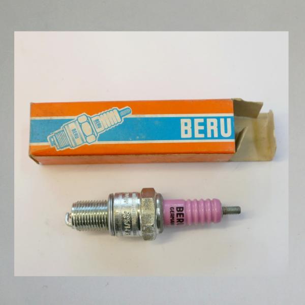 Zündkerze W225T2---M14x1,25 mit Langgewinde---Wärmewert 225---Fabrikat Beru (Original alt, OVP, NOS) 60er Jahre