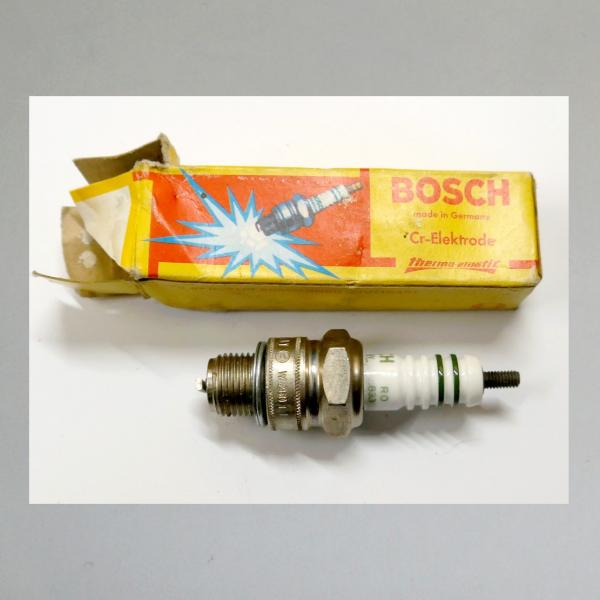 Zündkerze W260T1---M14x1,25---Wärmewert 260---Fabrikat Bosch (Original alt, OVP, NOS) 60er Jahre