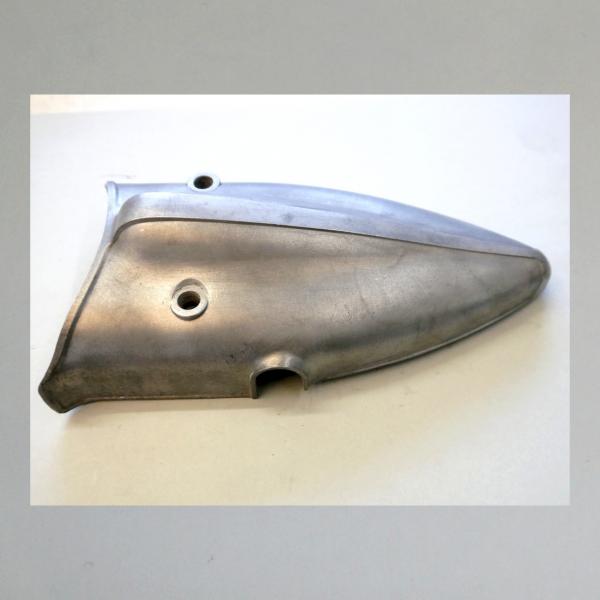 Motor-Zierteil KR26N: Zierteil das am Motor über den Kettenkasten geschraubt wird---Original NEU---