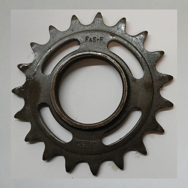 Ritzel fürs Fahrrad  1/2"x1/8" 19 Zähne, Fichtel & Sachs