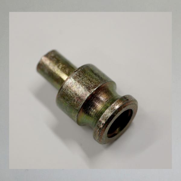 Tachowellen-Teil: Steckbolzen für den Tachoantrieb 16mm