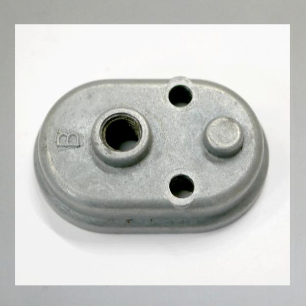 (20-561) Deckelplatte (Zugdeckel) für Mofa, Moped mit Bing Vergaser ohne Luftschieber (Choke)---Ausführung "gross" (Gebraucht)