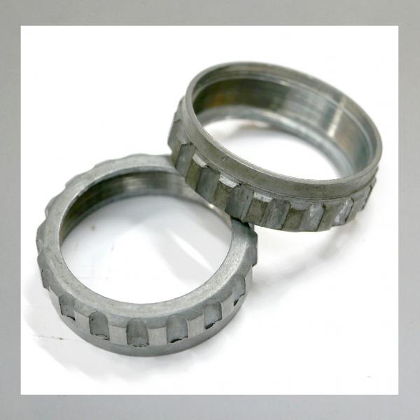 (21-542) Deckelplatten-Überwurf für Bing Vergaser mit angegossener Schwimmerkammer: BMW usw.---Orig. NEU---