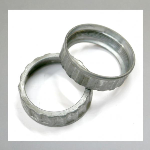 (21-542) Deckelplatten-Überwurf für Bing Vergaser mit angegossener Schwimmerkammer: BMW usw-neue Ausf. (Ori. Neuteil)