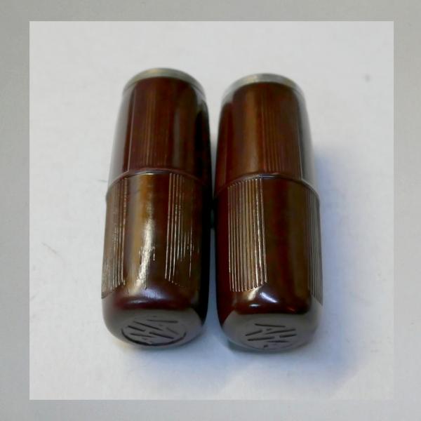 1 Paar Griffe Bakelite, Fabrikat "AHA Standart", rot, passend für 22er Lenker