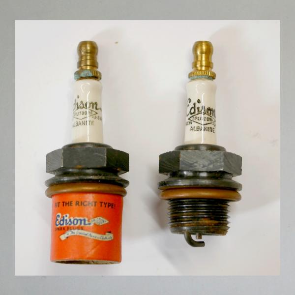 Zündkerze von Edison/ Splitdorf (USA), 20er Jahre, TOP Zustand, wunderschöne Kerze (mit Karton), Typ "HC82"