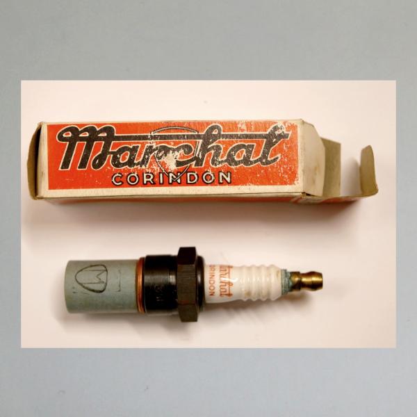 Zündkerze von Marchall (FR), 50er Jahre, TOP Zustand, schöne Kerze und Karton, Typ "35H"
