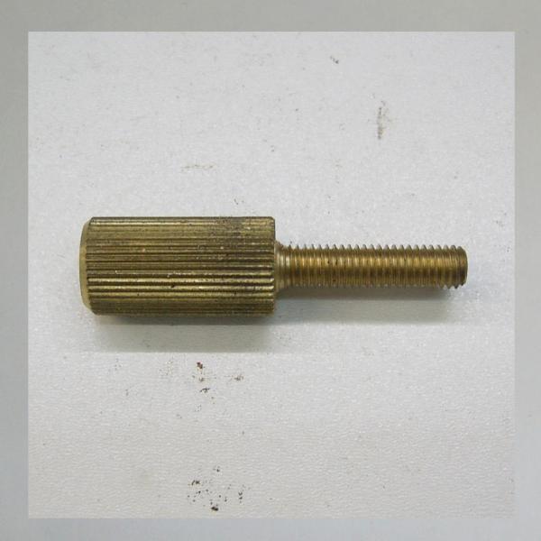 Victoria FM38A und FM38L: Stellschraube für den Schaltungszug- Repro