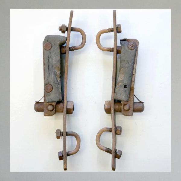 1 Satz Sozius Fussrasten mit Haltern für 20er Jahre Fahrzeuge "AMLER"