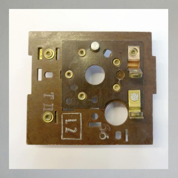 Hella Platinen Zündschloß "L2"---Original NEU---