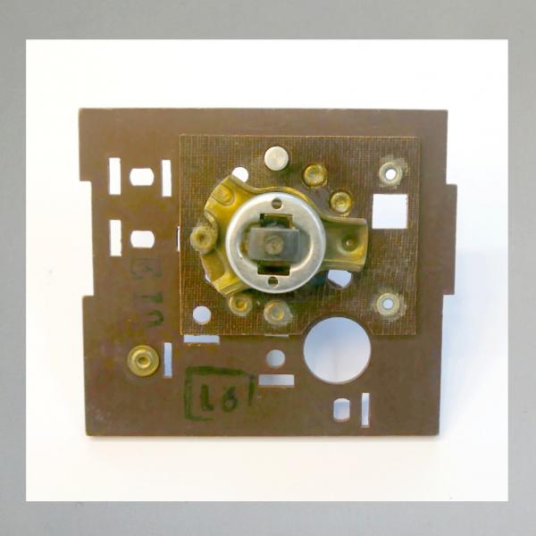 Hella Platinen Zündschloß "L6"---Original NEU---
