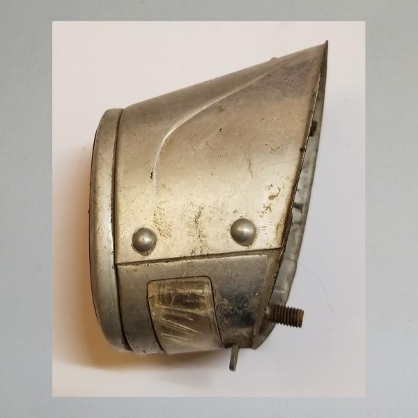 Hella Rücklicht K2424 oval passend für viele Oldtimer