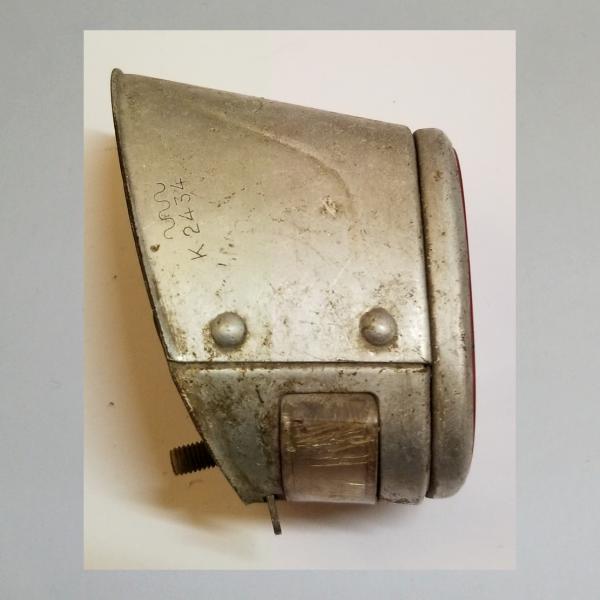 Hella Rücklicht K2424 oval passend für viele Oldtimer