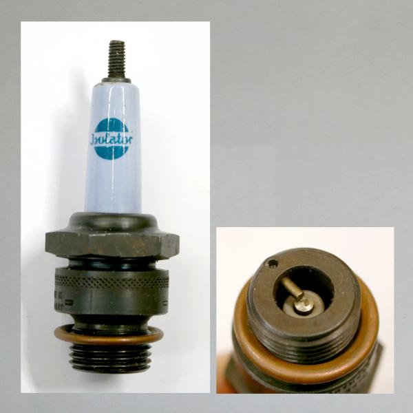 Renn-Zündkerze/ Rennkerze RM 18-300---M###---Wärmewert 300---Fabrikat ISOLATOR, 50er Jahre (Original alt, OVP, NOS)