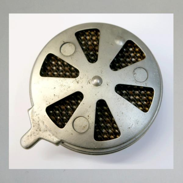 Knecht Blech-Luftfilter z.B. für DKW  RT 200, mit Klappe/Blende, Steckanschluss 40mm---neu vernickelt---