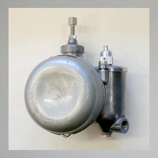 Fichtel+Sachs Vergaser 98 Modelle ab 1950, 3PS - 40mm Bolzenabstand---Filterkappe silbern lackiert---