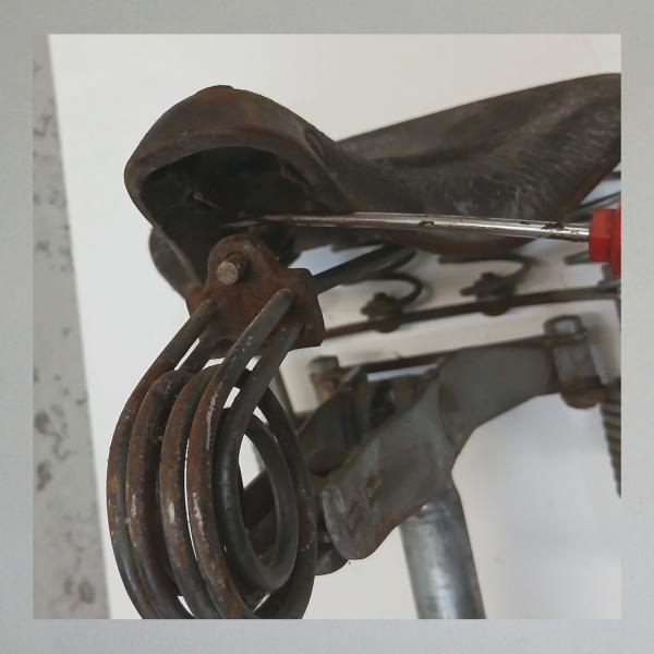 1 Fahrradsattel Lepper Primus für Damen, stark gebraucht