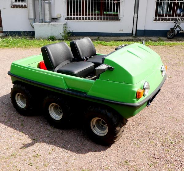 Solo 750 Amphibie 6x6 mit Strassenzulassung und angemeldet.