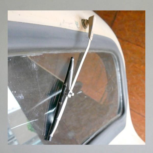 Moderner Scheibenwischer für Volvo TP21 und andere